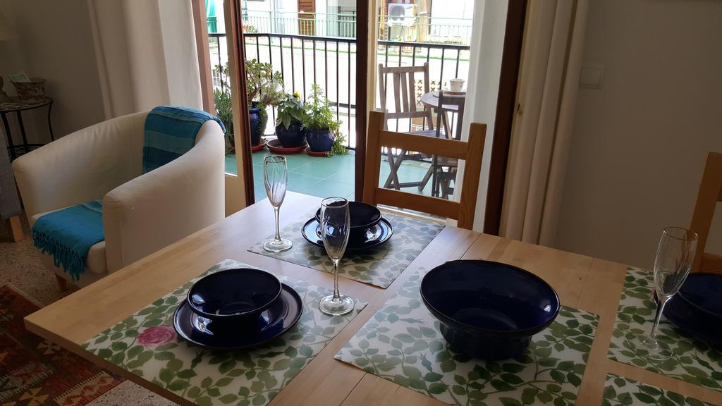 Apartamento Hector En Ситжес Екстериор снимка