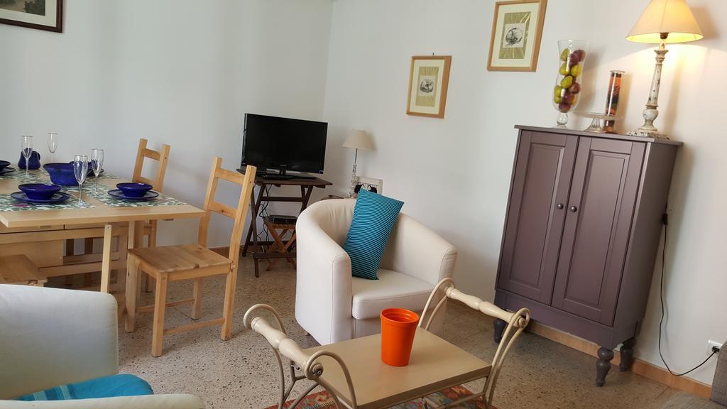 Apartamento Hector En Ситжес Екстериор снимка